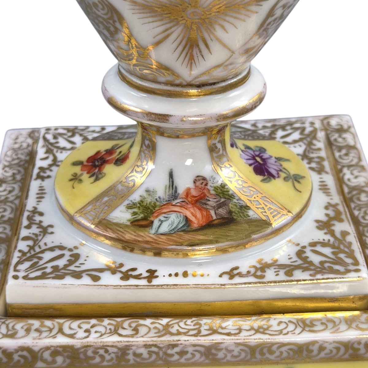 Helena Wolfsohn Royal Yellow Dresden Urns On Pedestals, C.1879-1883-photo-7
