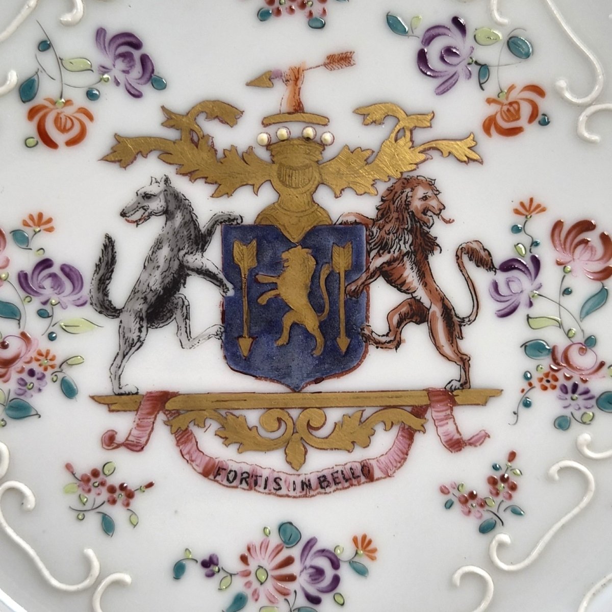 Edmé Samson & Cie Paris Armorial Porcelain Plates, C.1890-photo-3