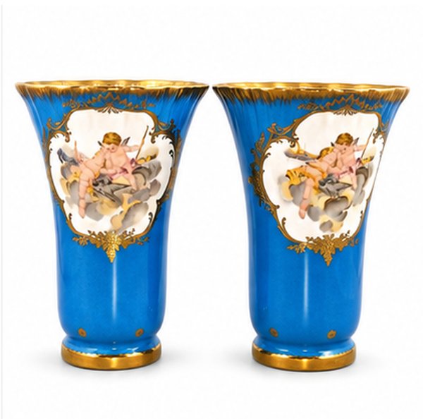 Paire De Vases En Porcelaine Samson Bleu Céleste Dans Le Goût De Sèvres, Vers 1860-1870