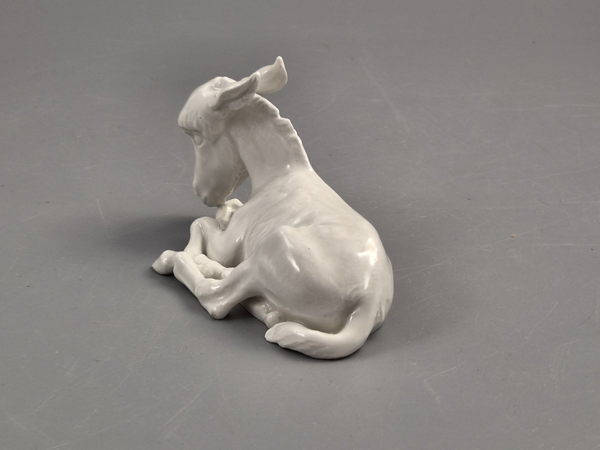 Figurine d’âne en porcelaine blanche « Blanc de Chine » de Meissen, par Erich Oehme-photo-2