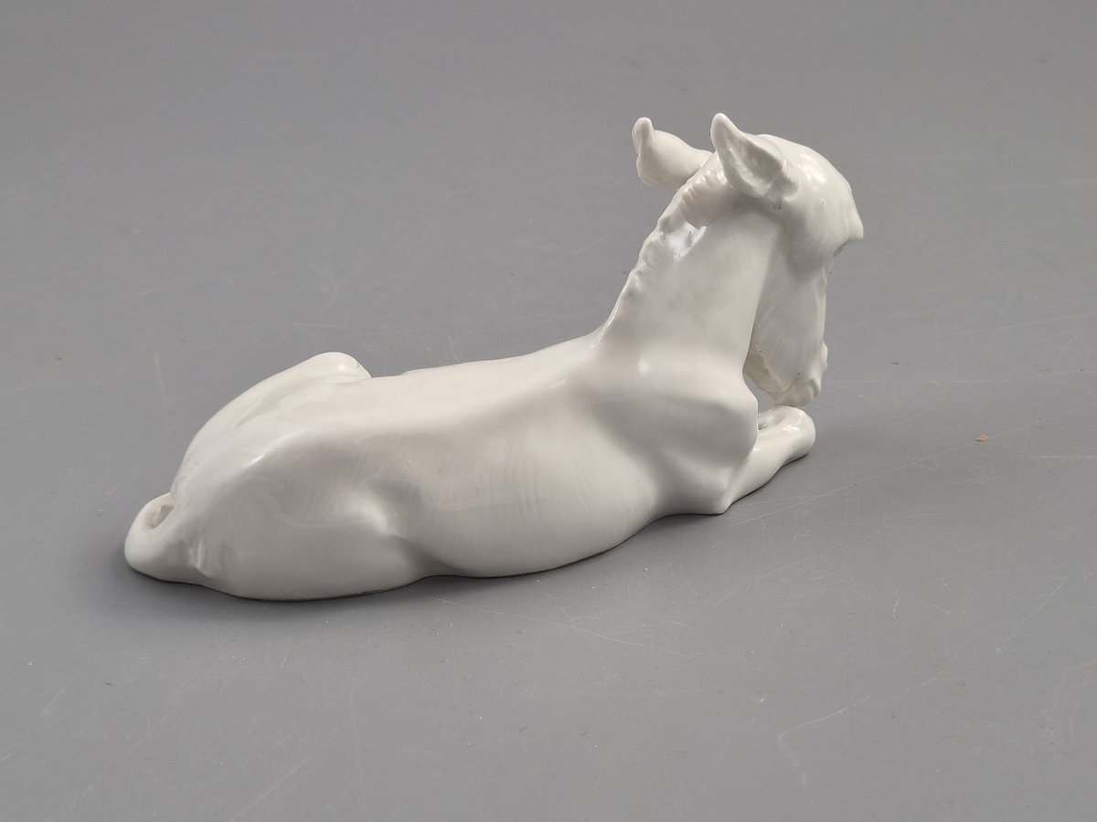 Figurine d’âne en porcelaine blanche « Blanc de Chine » de Meissen, par Erich Oehme-photo-3