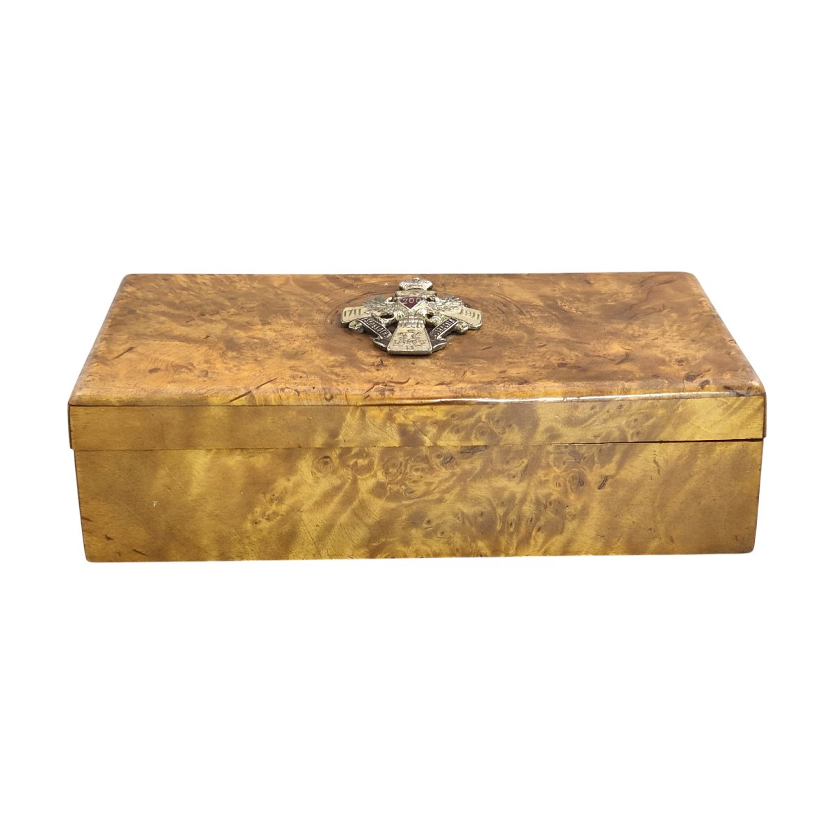 1914 Russian Karelian Birch Officer’s Box With Silver Enamel Regimental Badge-photo-3