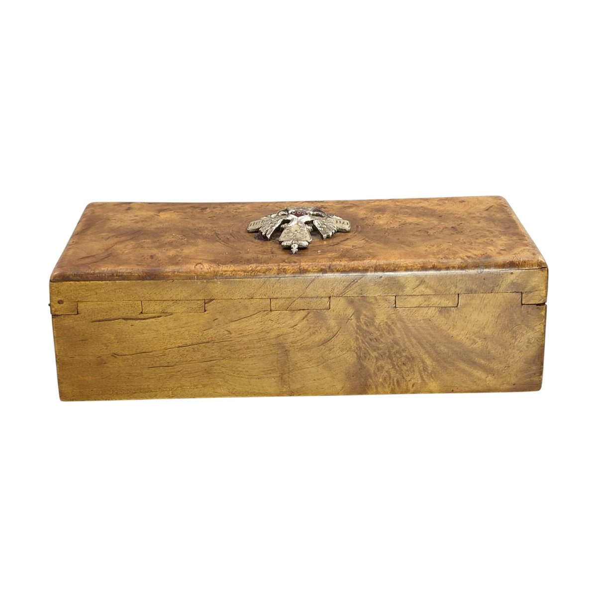 1914 Russian Karelian Birch Officer’s Box With Silver Enamel Regimental Badge-photo-1