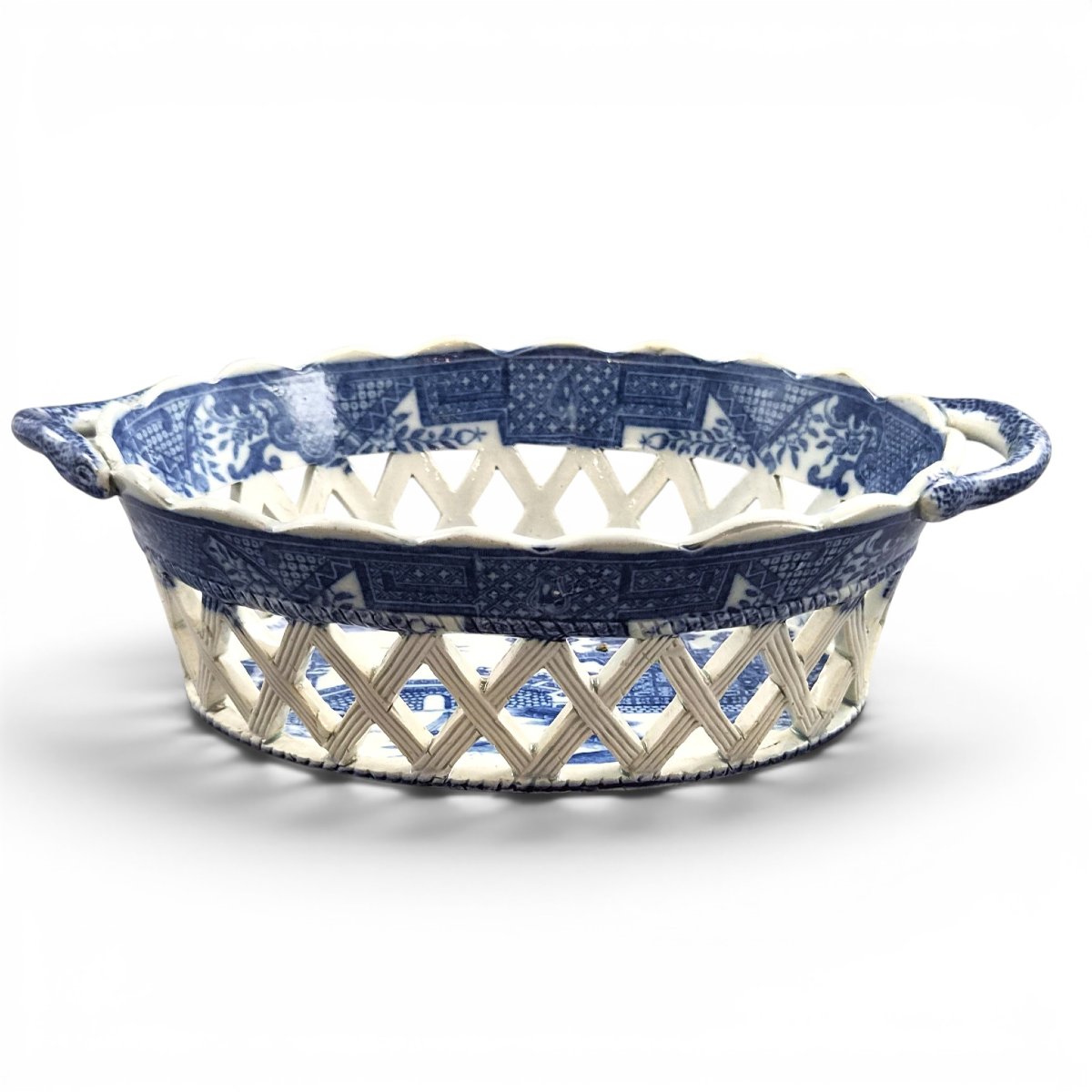 Regency Spode Reticulated Chestnut Basket, Long Bridge Pattern, C.1810-1815