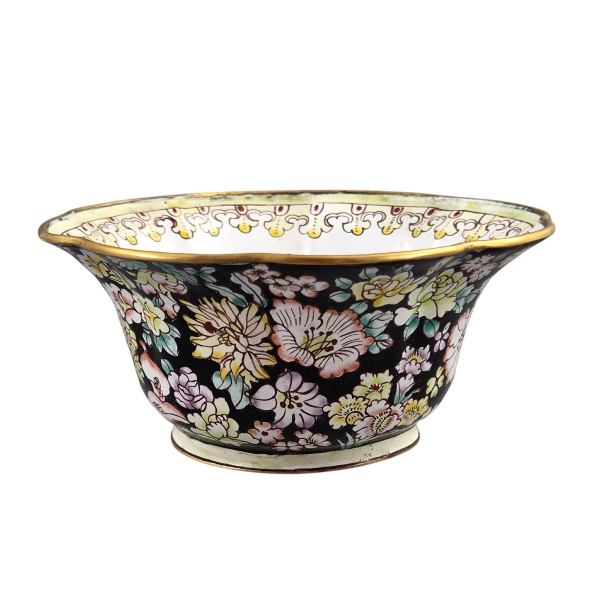 Coupe En Émail Peint De Canton Sur Cuivre Famille Noire, Vers 1885-1905-photo-4