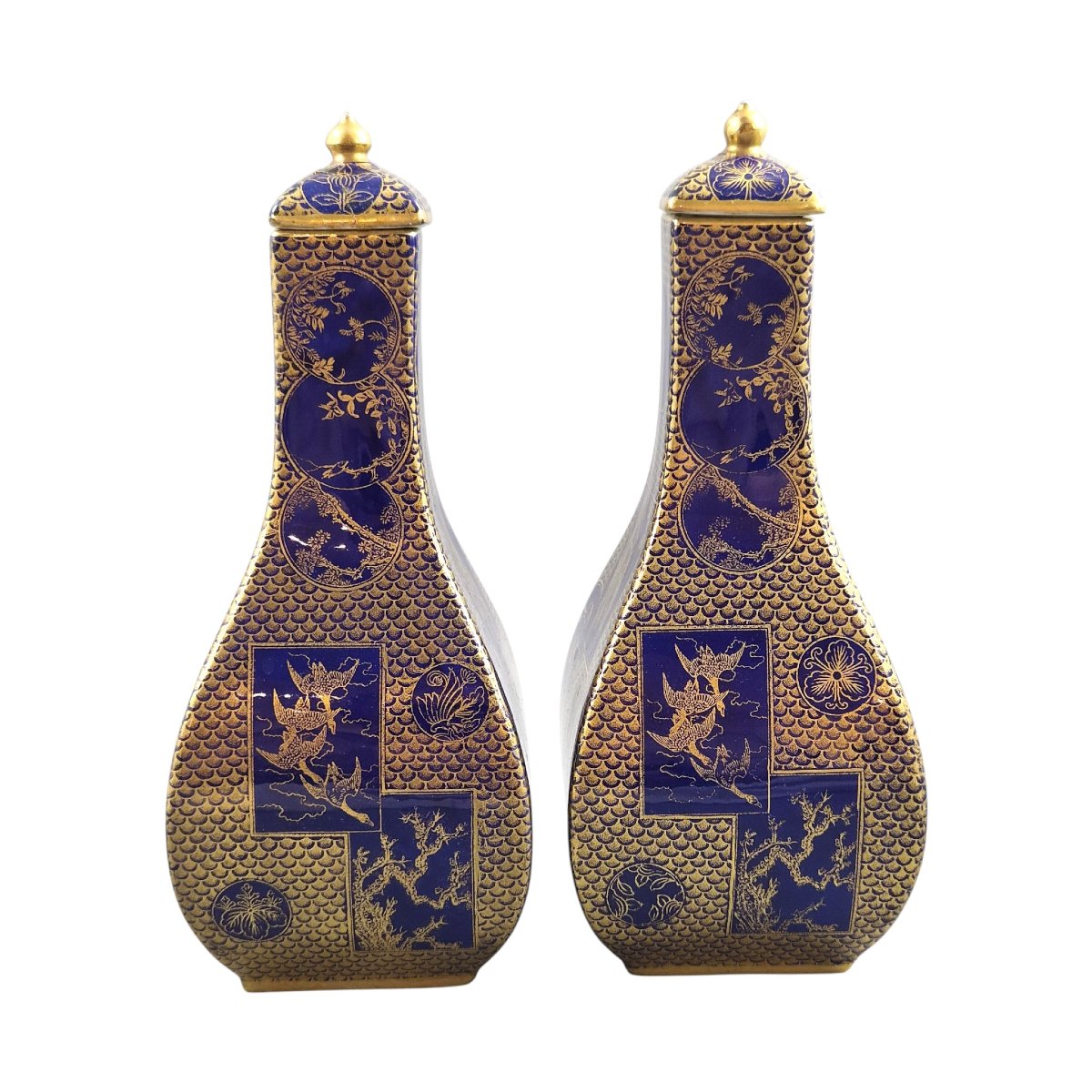 Extremely Rare Pair Of Mason's Patent Ironstone Mazarine Blue Ground Vases C.1830-48-photo-3