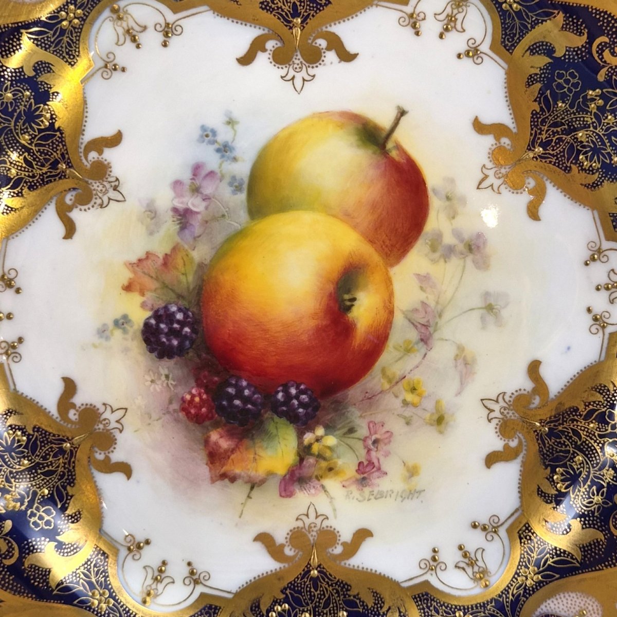 Assiette de cabinet Royal Worcester « Painted Fruit » par Richard Sebright, 1936-photo-2