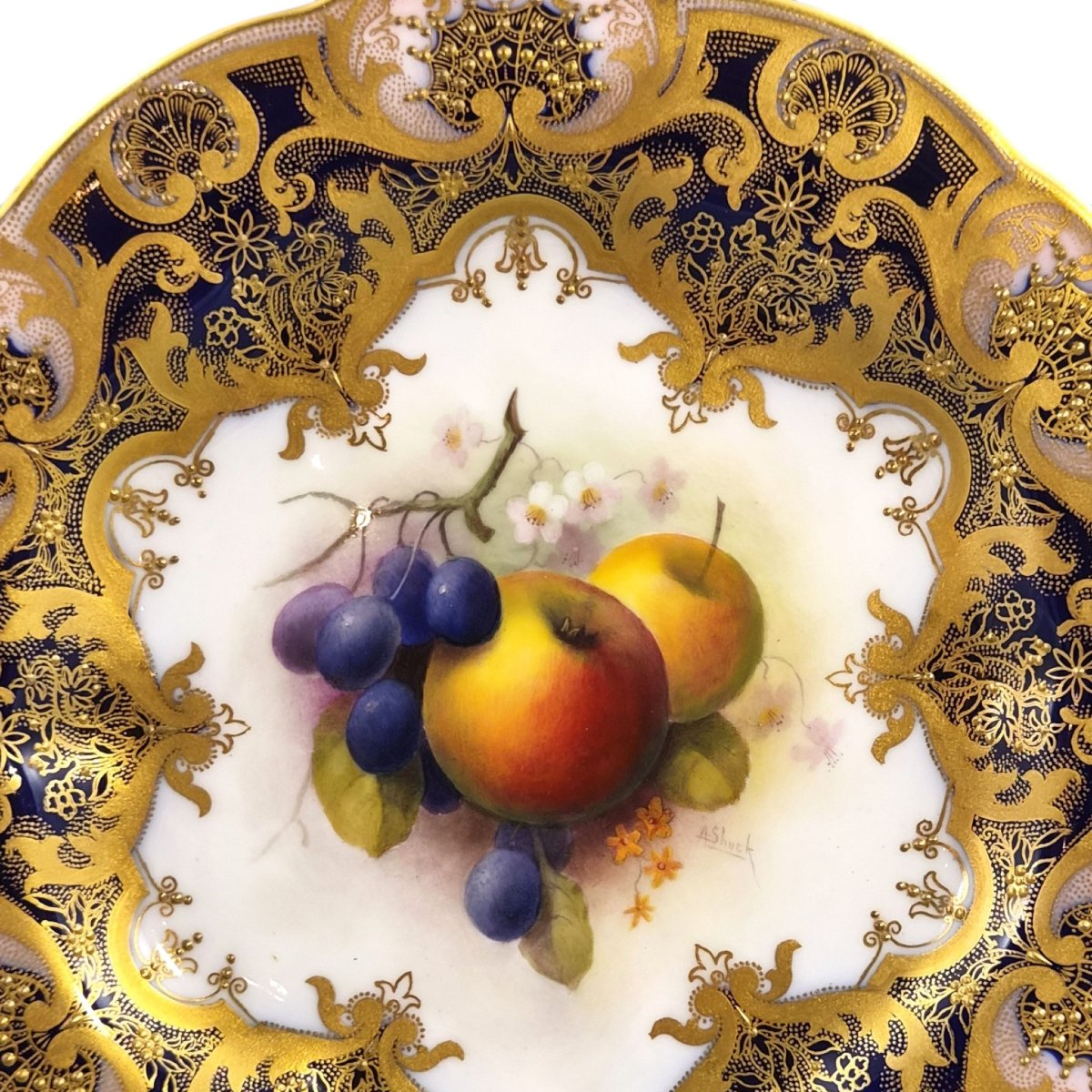 Royal Worcester Albert Shuck Signed Hand-painted Fruit Cabinet Plate, 1918-photo-1