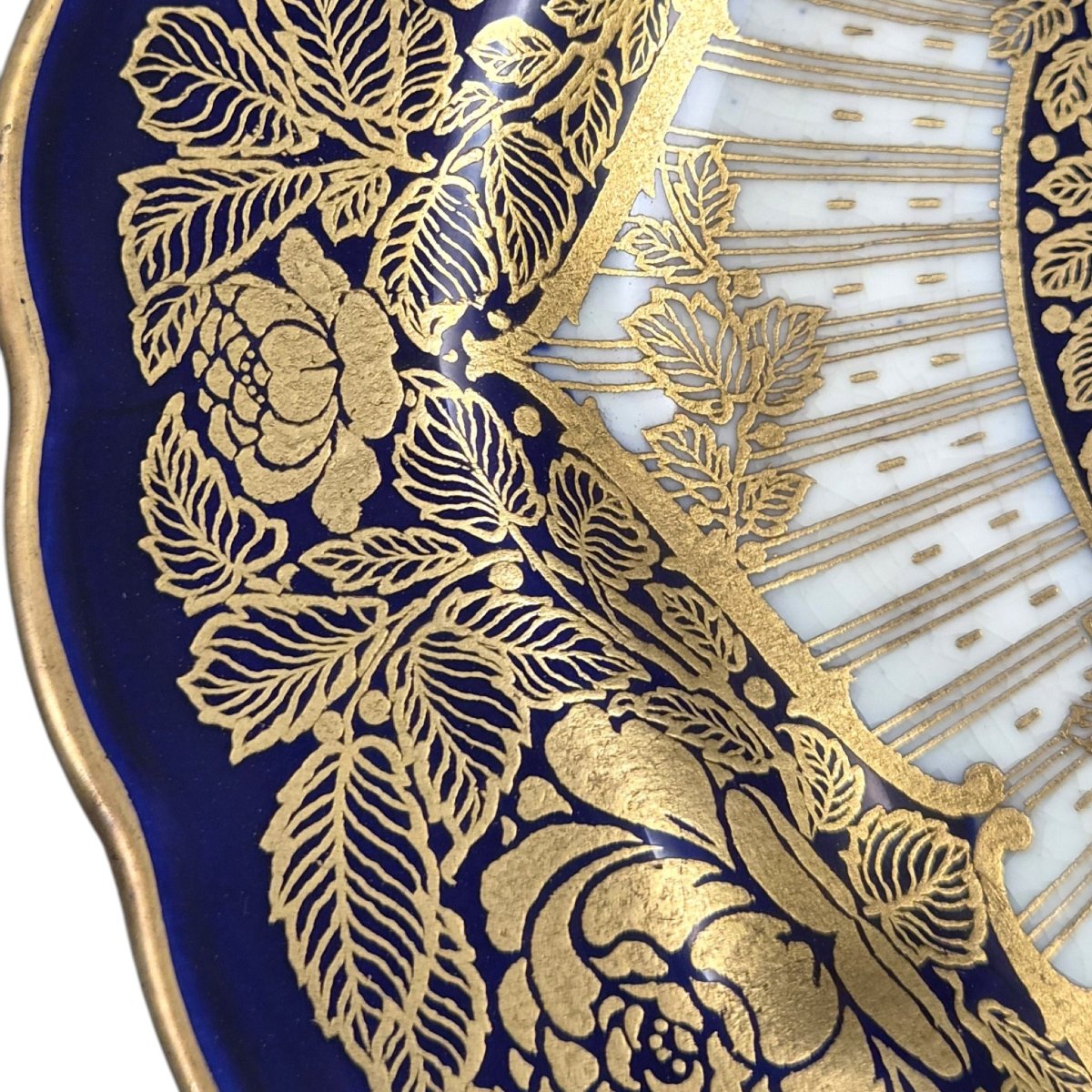 Assiette de cabinet Royal Worcester « Painted Fruit » signée Richard Sebright, 1923-photo-5