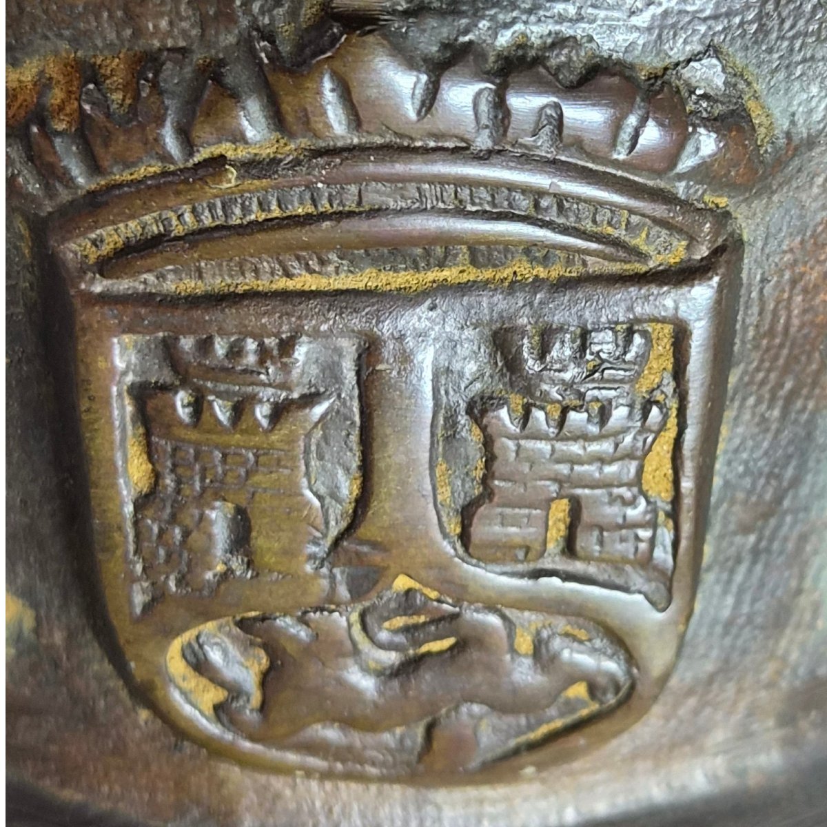 Mortier d'apothicaire espagnol en bronze aux armes de la Maison Enríquez, vers 1650-1720-photo-6