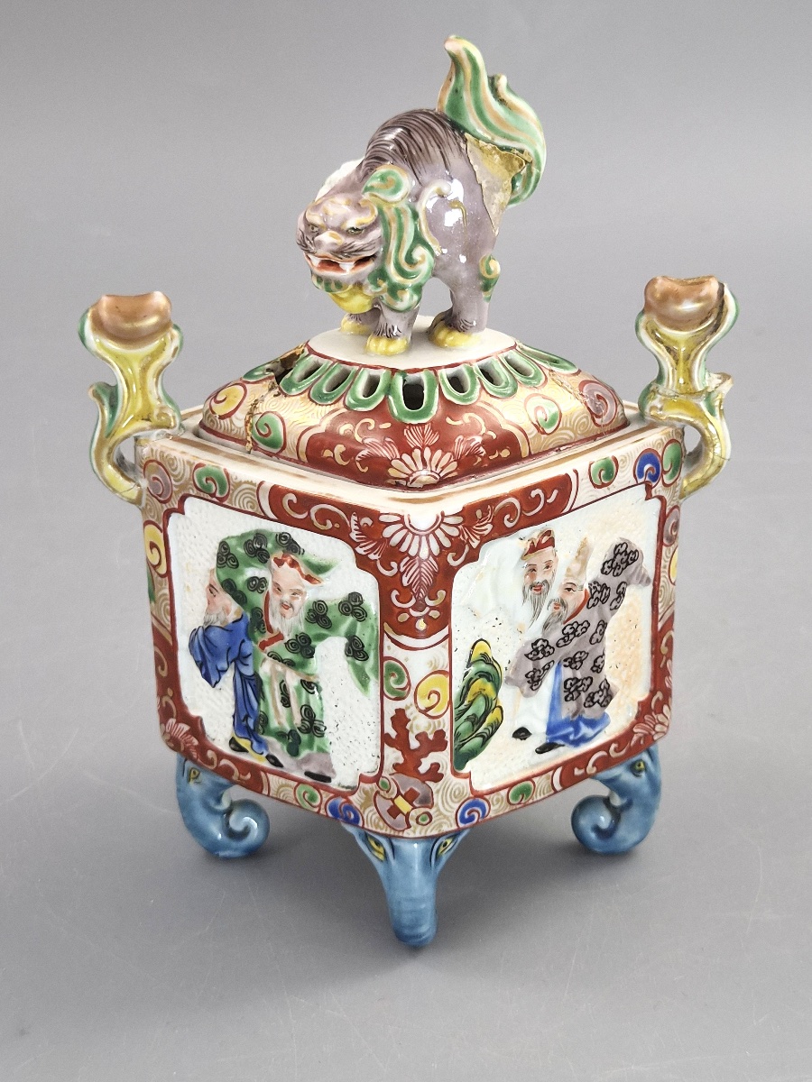 Japanese Kutani Porcelain Koro Incense Burner, Karashishi Finial, Meiji 1890-photo-4