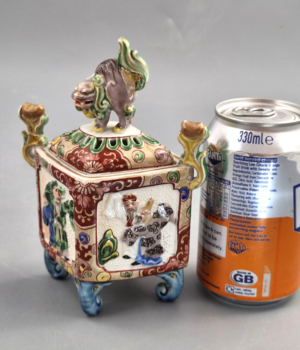 Japanese Kutani Porcelain Koro Incense Burner, Karashishi Finial, Meiji 1890-photo-8