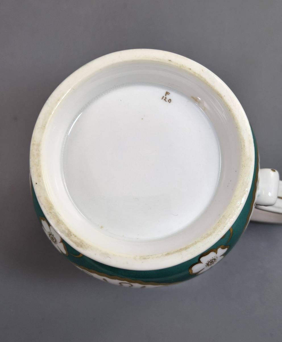 Chope de cabinet en porcelaine de Paris, style Sèvres, fond vert, vers 1850-photo-5
