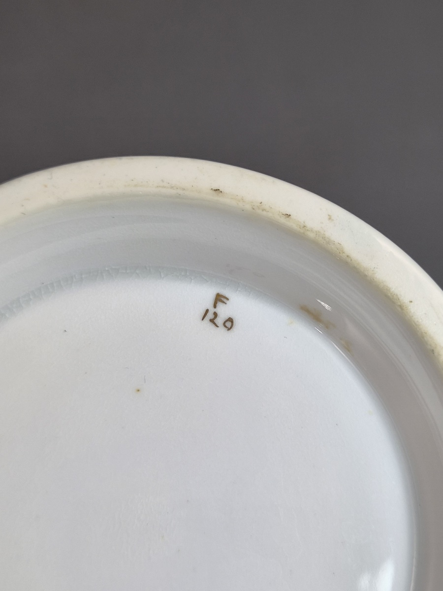 Chope de cabinet en porcelaine de Paris, style Sèvres, fond vert, vers 1850-photo-6