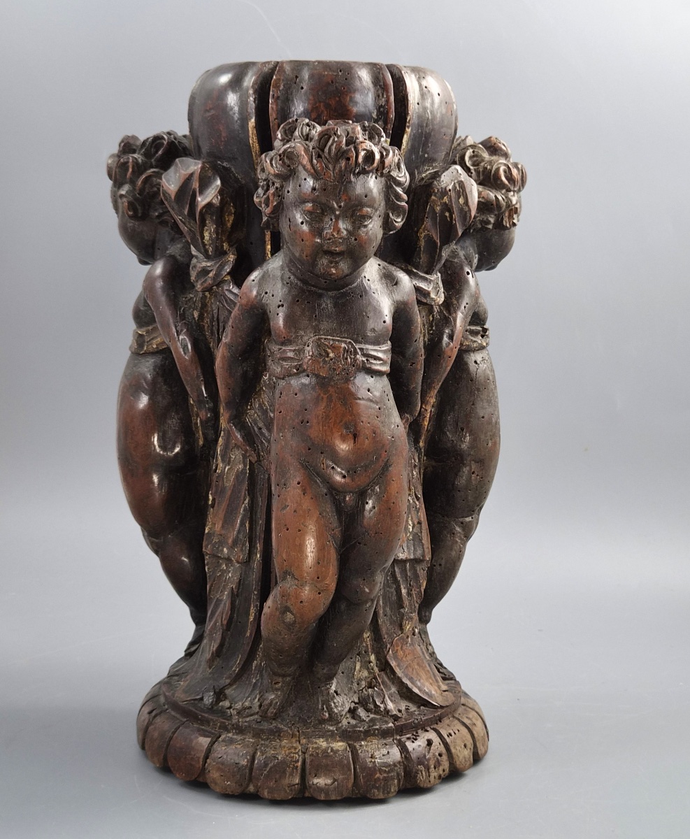 Base de torchère baroque italienne en noyer sculpté, trois putti, Venise, XVIIe-XVIIIe-photo-1