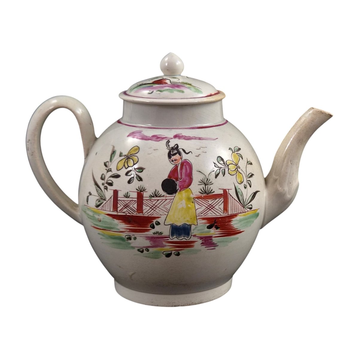 Théière en creamware à décor chinoiserie polychrome, vers 1770-1785-photo-4