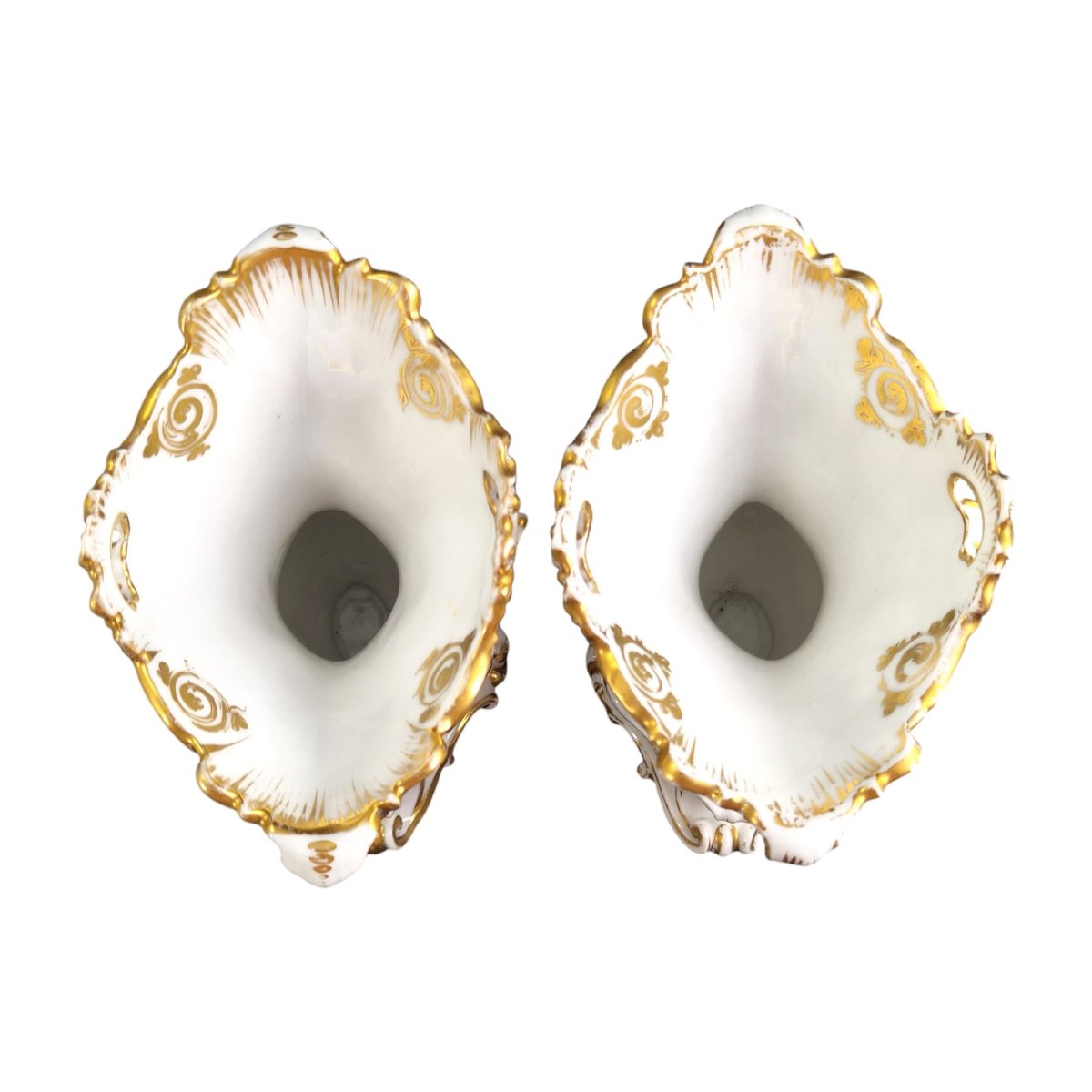Pair Of Rocaille Vases In Jacob Petit Porcelain, Fontainebleau, Circa 1840-photo-1