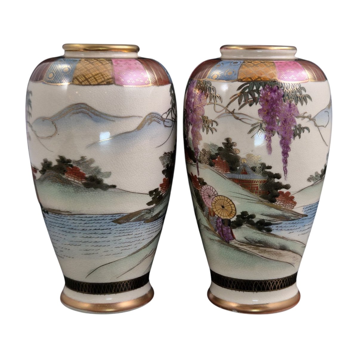 Pair Of Japanese Satsuma Vases, Featuring Wisteria And A Landscape, In Their Original Box, Circa 1910–1920-photo-3