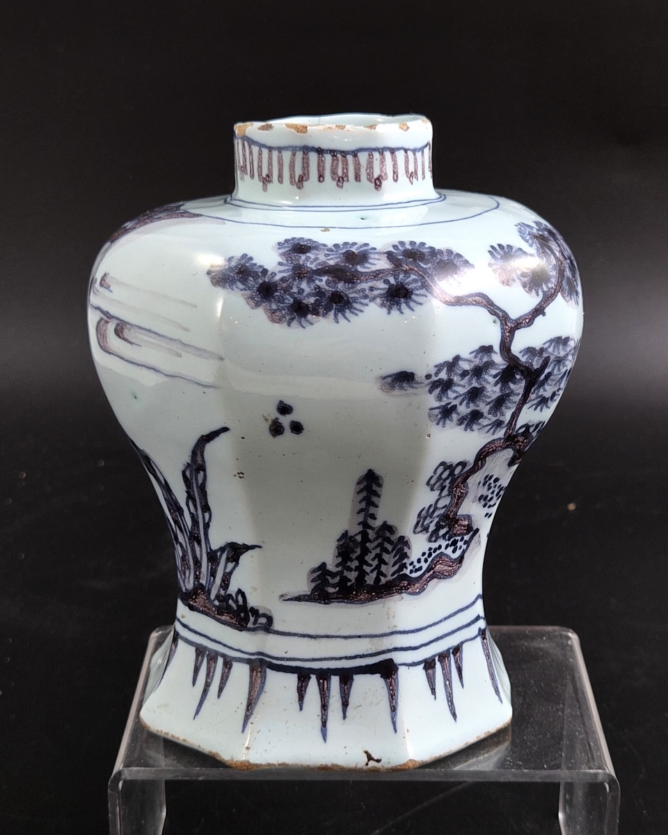 Antique Dutch Delft Blue And Manganese Octagonal Baluster Vase, Chinese Scholar, C.1680-photo-4