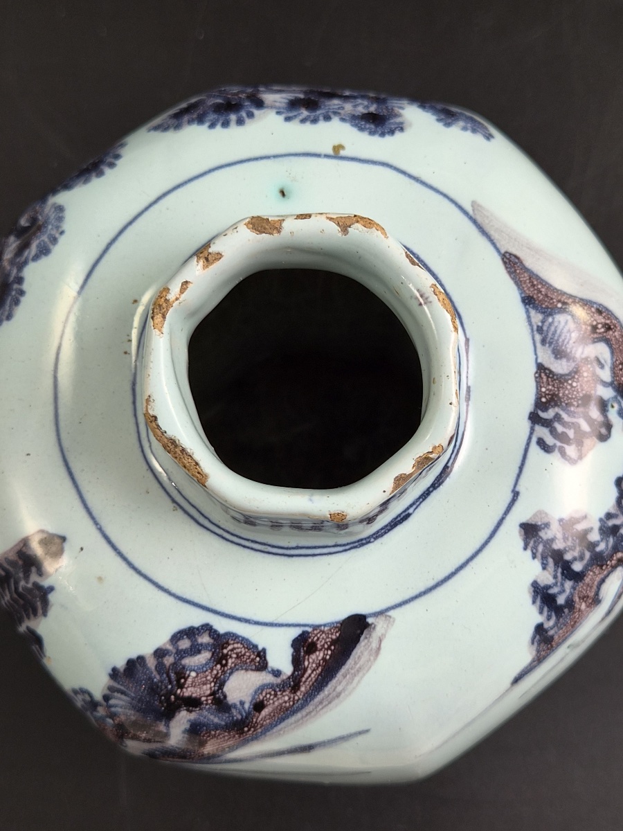 Antique Dutch Delft Blue And Manganese Octagonal Baluster Vase, Chinese Scholar, C.1680-photo-4