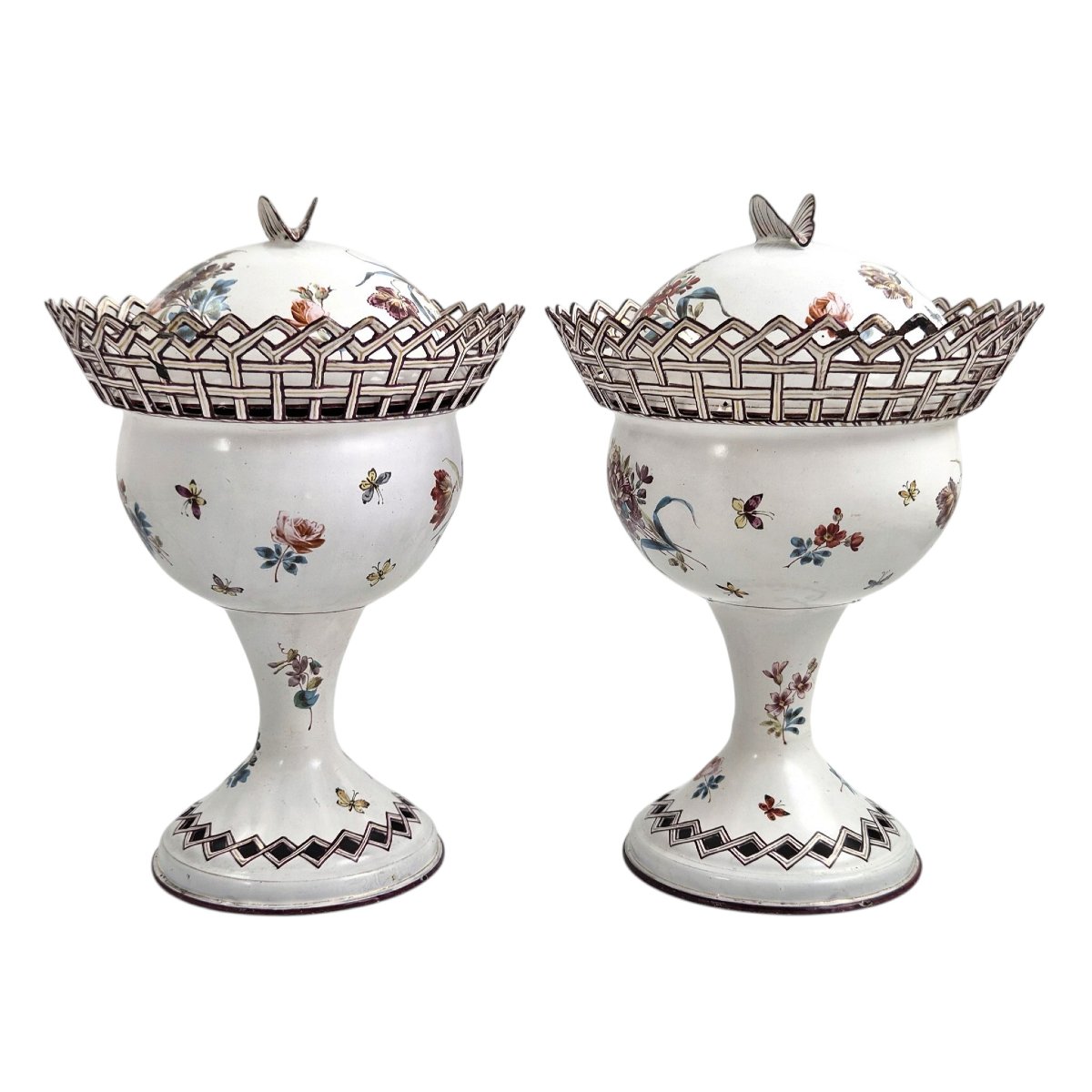 Paire de Vases en Tôle Peinte Ajourée Fond Blanc, Époque Empire-photo-2