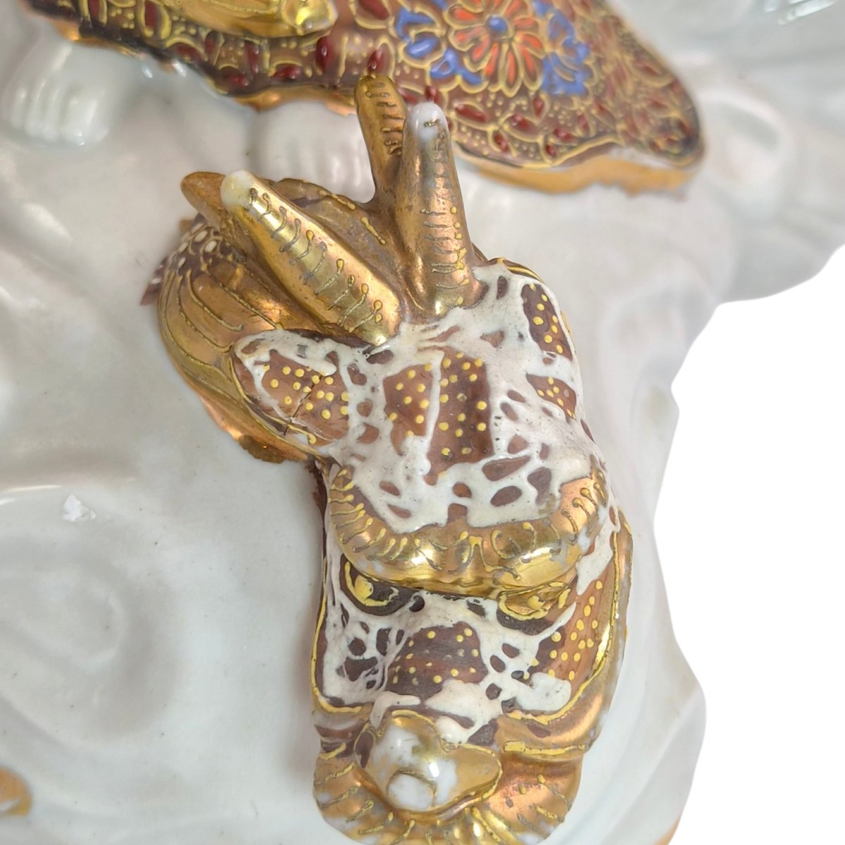 Kannon Kutani Moriage sur Dragon, époque Meiji, vers 1890–1910-photo-4