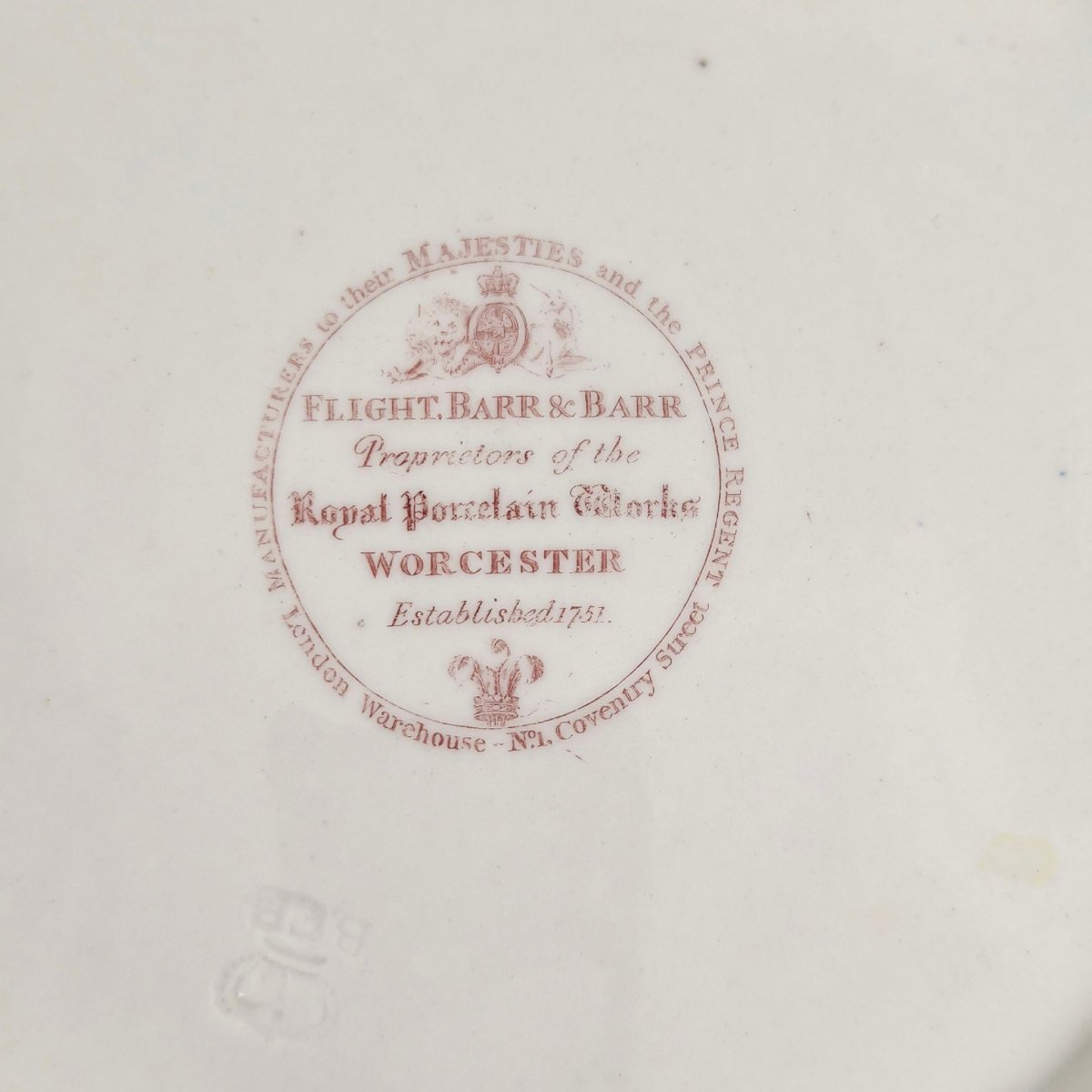 Assiette à dessert armoriée Flight, Barr & Barr Worcester, baron Hawke, vers 1815-photo-1