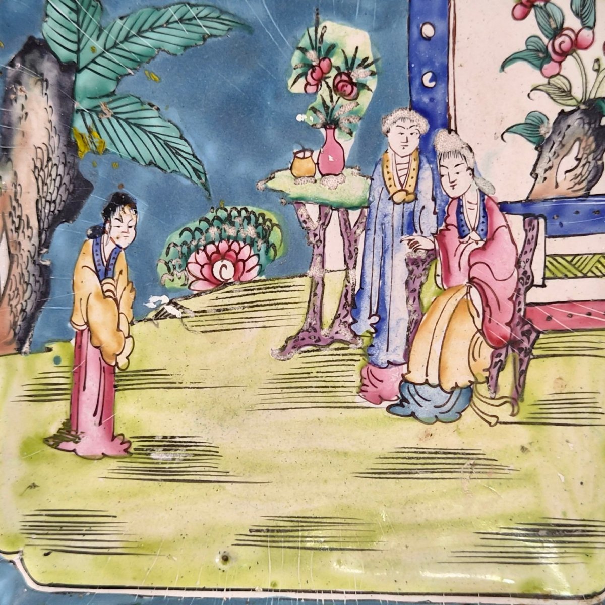 Assiette carrée en émail de Canton, export chinois, Qianlong, v. 1780-photo-2