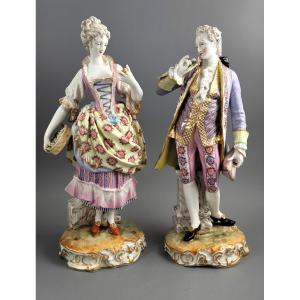 Paire de grandes et rares statuettes en porcelaine allemande, XVIIIe siècle