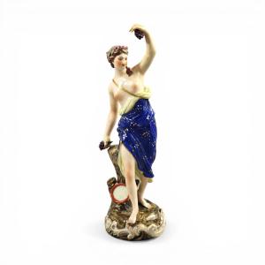 Figure en porcelaine Samson, Bacchante, style Derby, vers 1860–1870