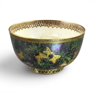 Coupe Wedgwood Fairyland Lustre verte aux papillons par Daisy Makeig-Jones, vers 1920