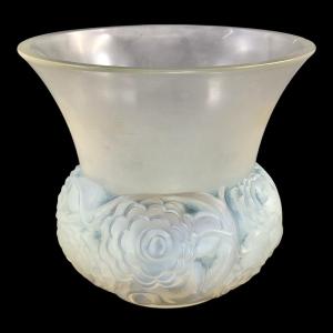 French Lalique "renoncules" Opalescent Glass Vase, Mid-20th Century
