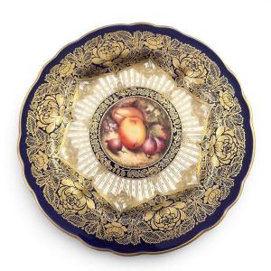 Assiette de cabinet Royal Worcester « Painted Fruit » signée Richard Sebright, 1923