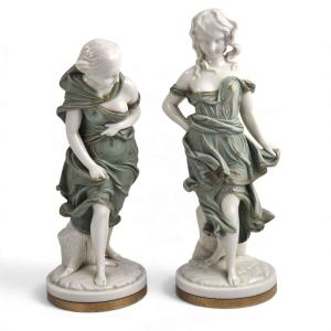 Royal Worcester, « Wind Maidens », Paire en Parian par James Hadley, vers 1870