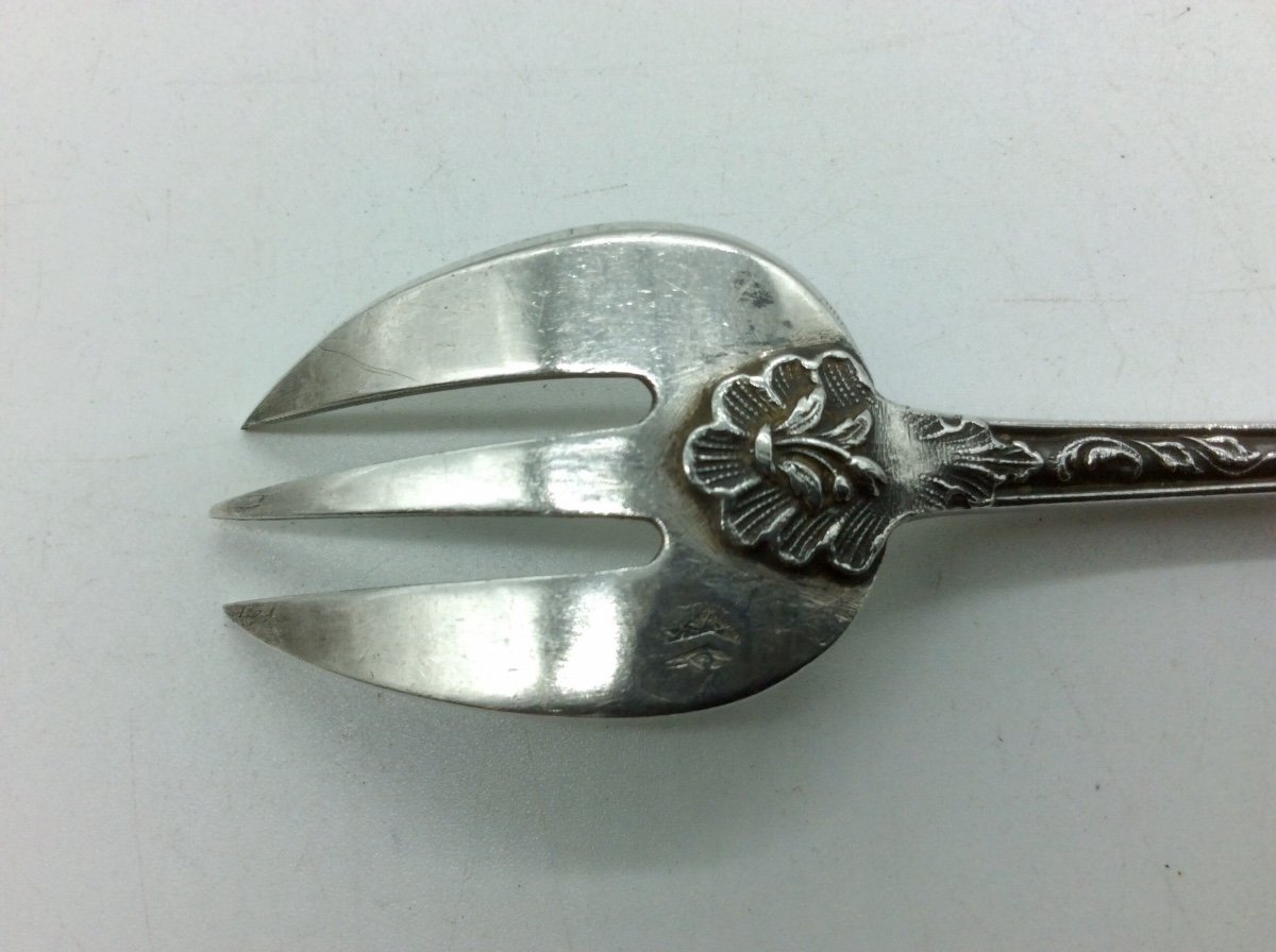 Series Of 12 Oyster Forks, Silver Minerva.-photo-3