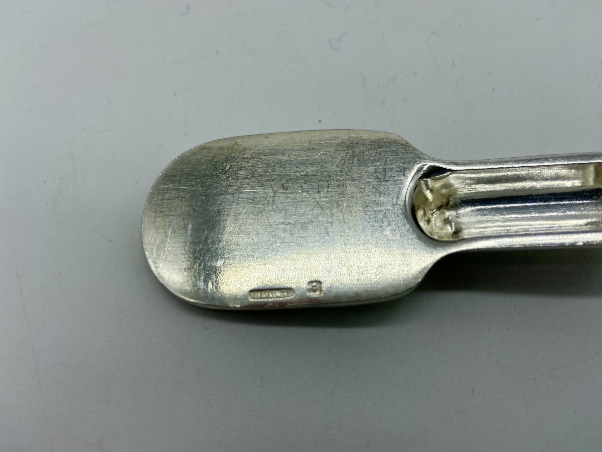 12 porte couteaux Christofle , modèle Raquette.-photo-1