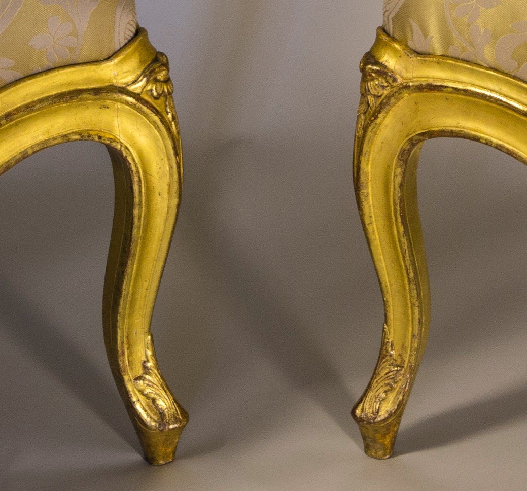 Paire De Fauteuils à Chassis D’époque Louis XV En Bois Doré-photo-7