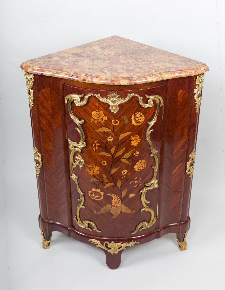 Louis XV Period Corner Attributed To Latz-photo-4