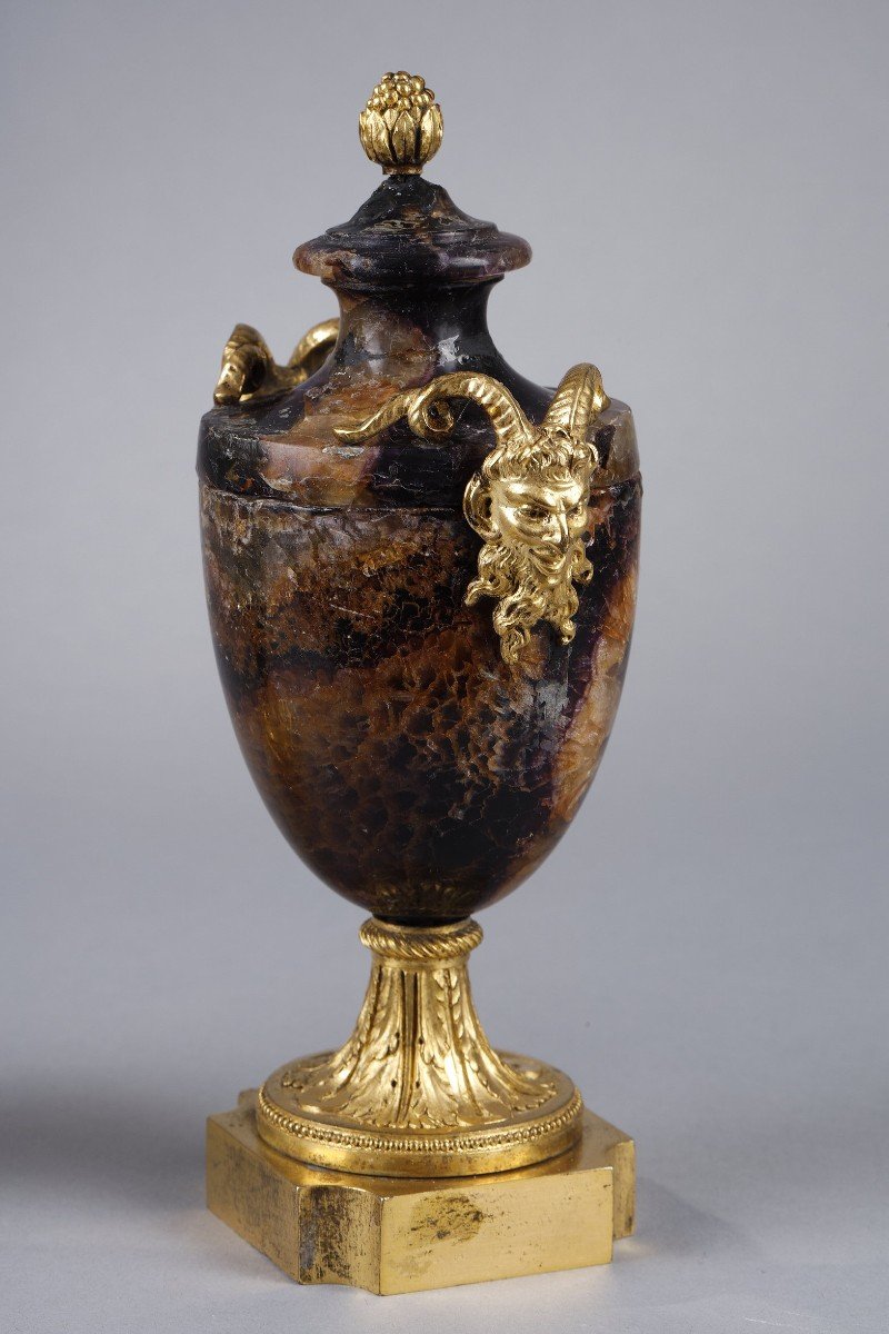 Rare Pair Of Blue John Urn Vases-photo-6