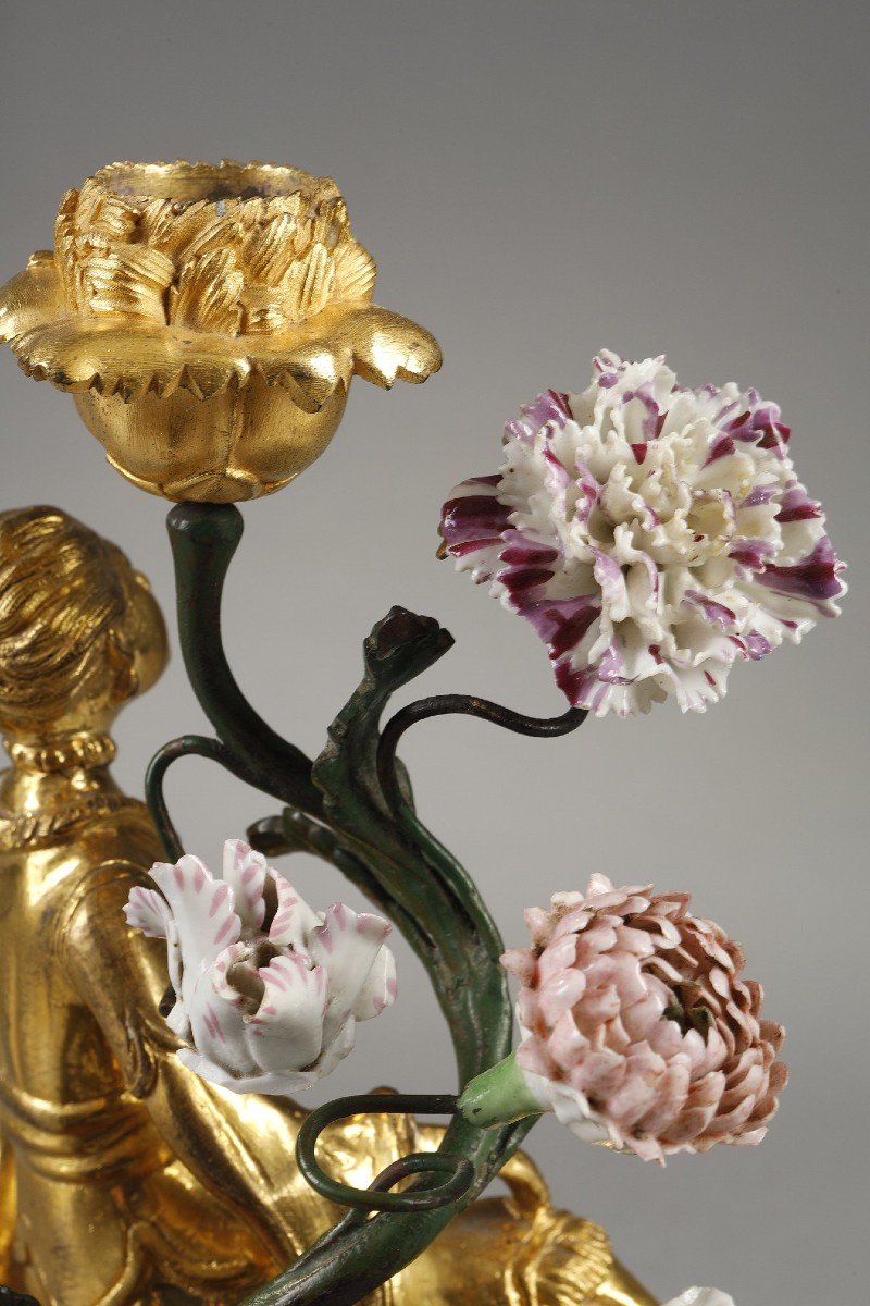 Pair Of So-called “magots” Torches  In Gilded Bronze And Porcelain-photo-4