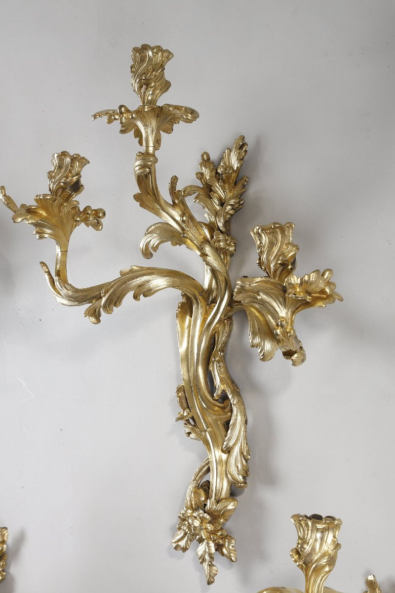 Rare Set Of Four Large Gilt Bronze Wall Lights From The Louis XV Period-photo-1
