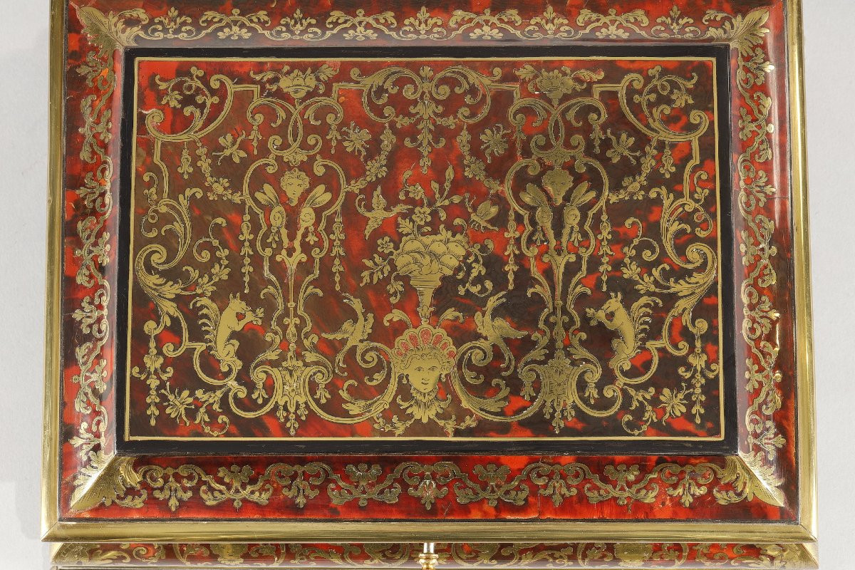 Coffre en marqueterie Boulle d'écaille de Tortue Attribuée à André Charles Boulle-photo-2