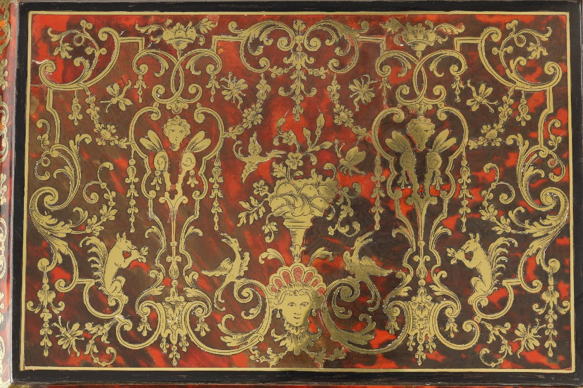 Coffre en marqueterie Boulle d'écaille de Tortue Attribuée à André Charles Boulle-photo-8