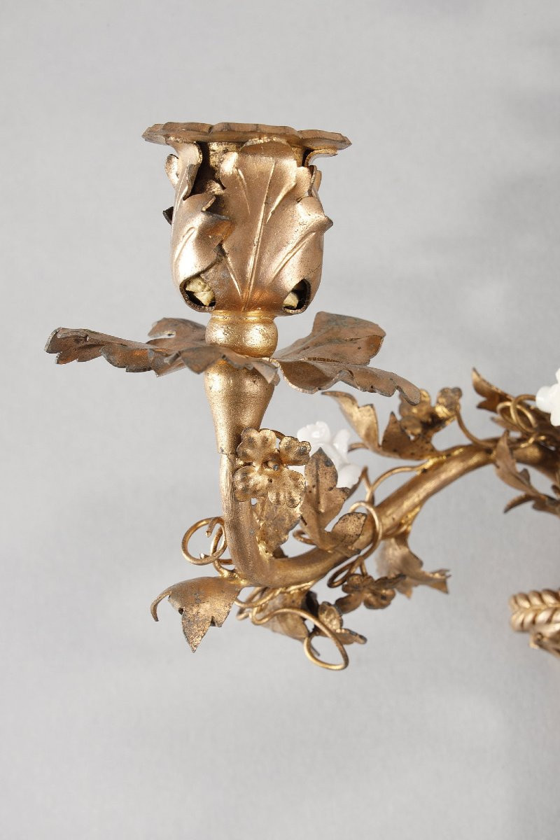 Petite paire d'Appliques  en bronze doré et porcelaine blanche - style Louis XVI-photo-8