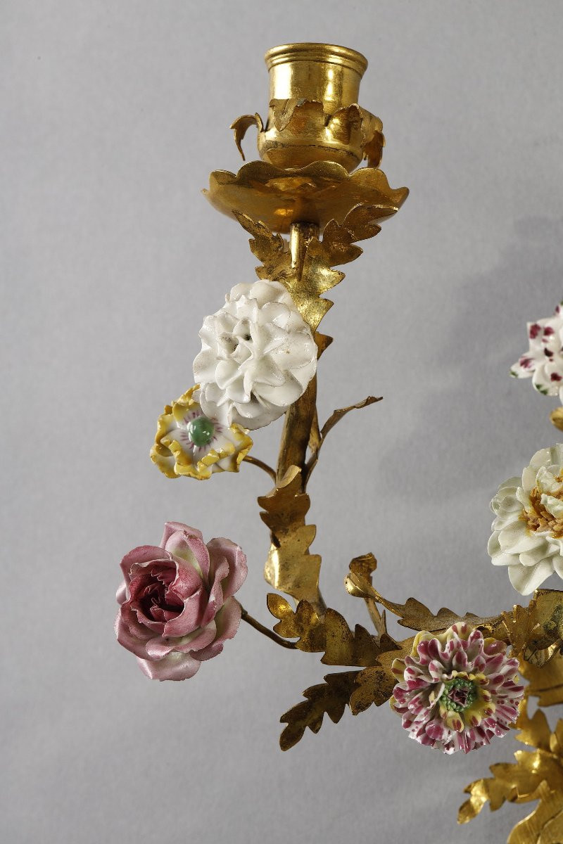 Small Pair Of Louis XV Wall Sconces In Gilt Bronze And Polychrome Porcelain-photo-4