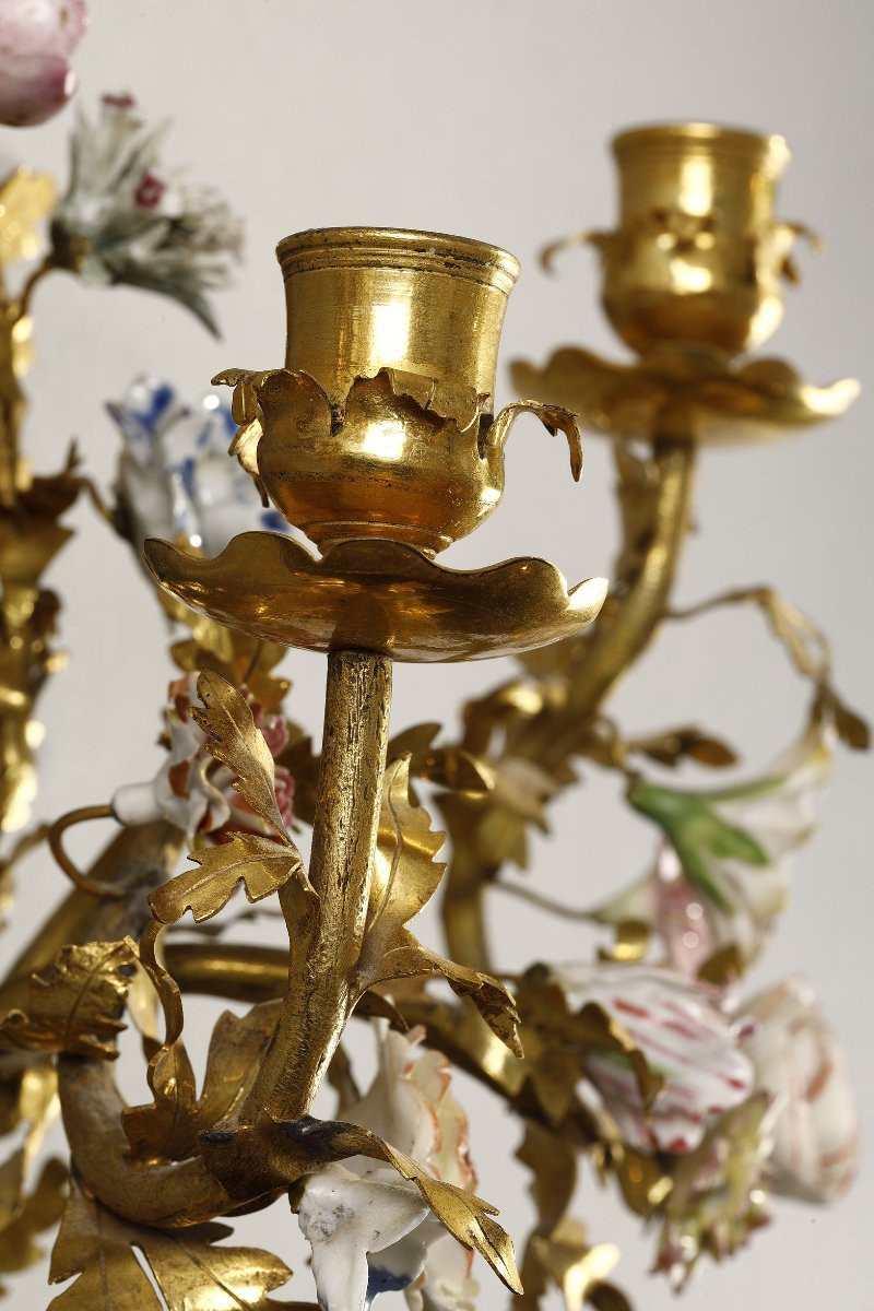 Small Pair Of Louis XV Wall Sconces In Gilt Bronze And Polychrome Porcelain-photo-8