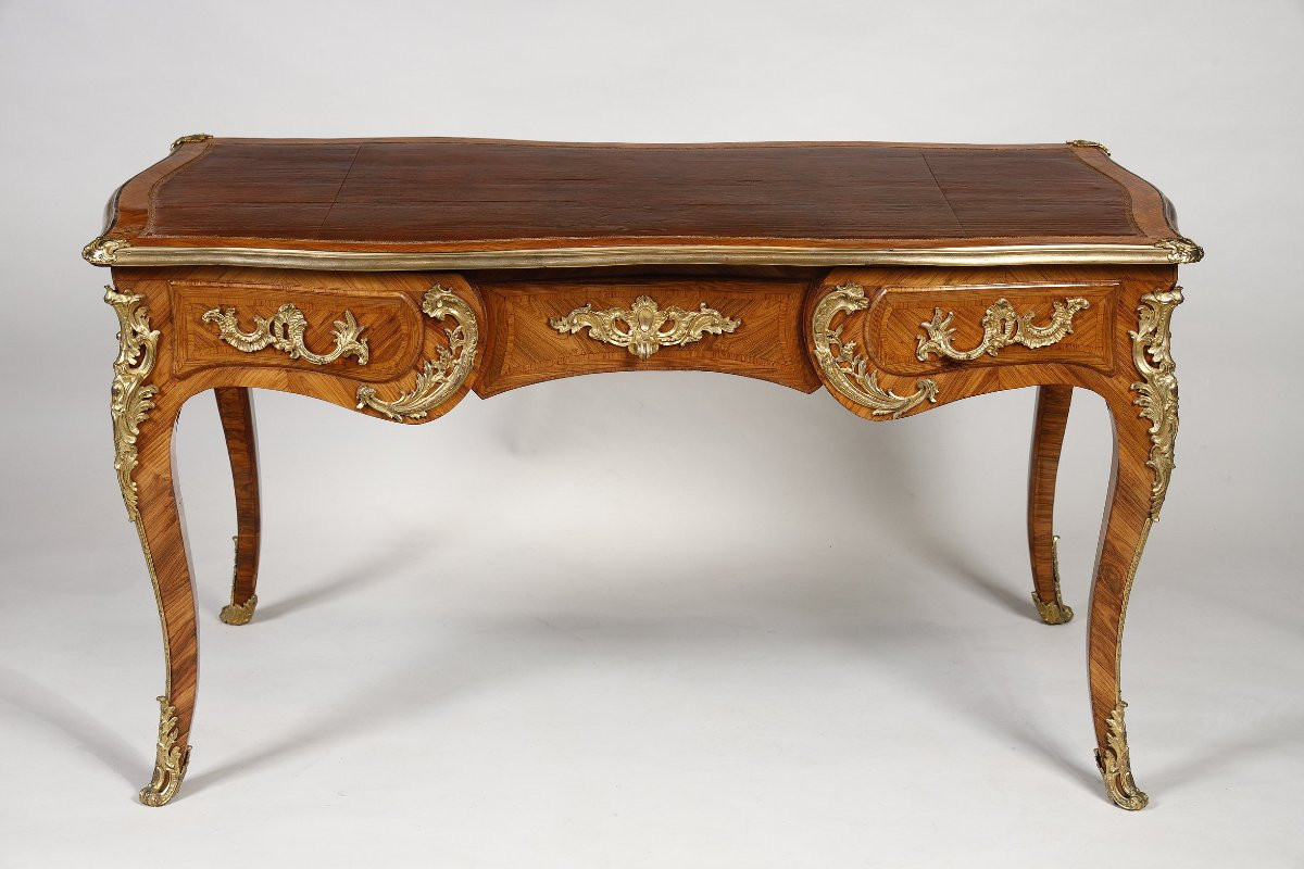 Bureau plat d’époque Louis XV, estampillé de Pierre Migeon-photo-1