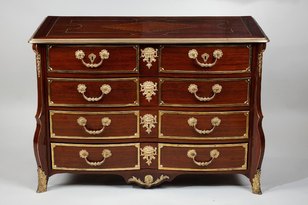 Commode Mazarine D’époque Régence En Amarante Encadrée De Bronze.-photo-1