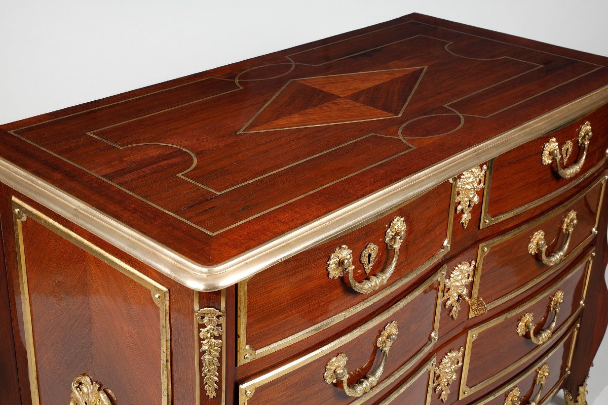 Commode Mazarine D’époque Régence En Amarante Encadrée De Bronze.-photo-6