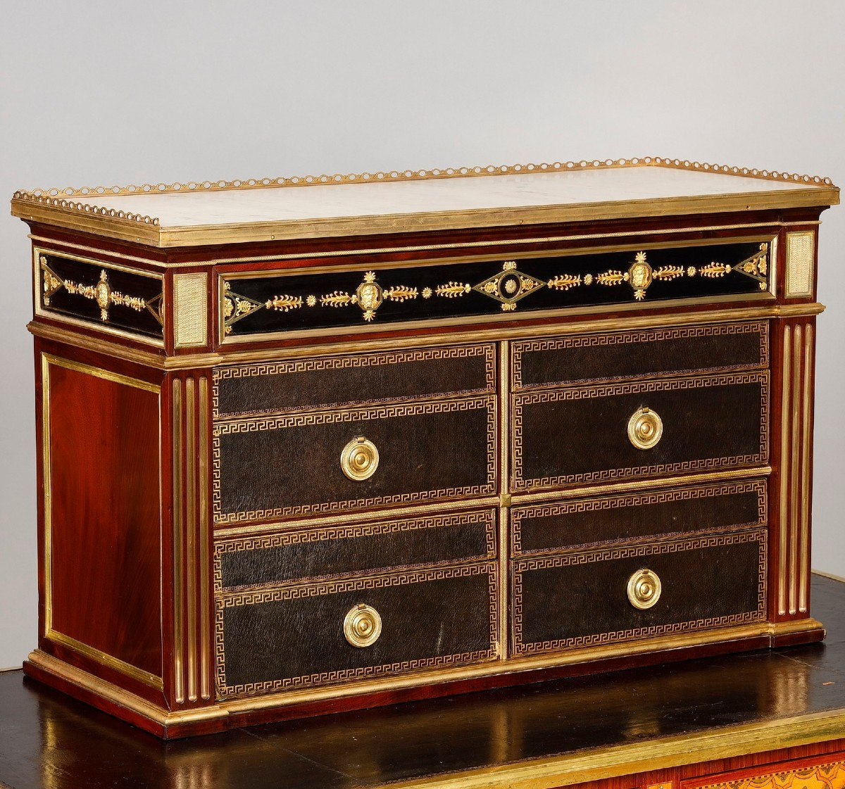 Cartonnier d'époque XVIIIe siècle attribué à Bernard Molitor